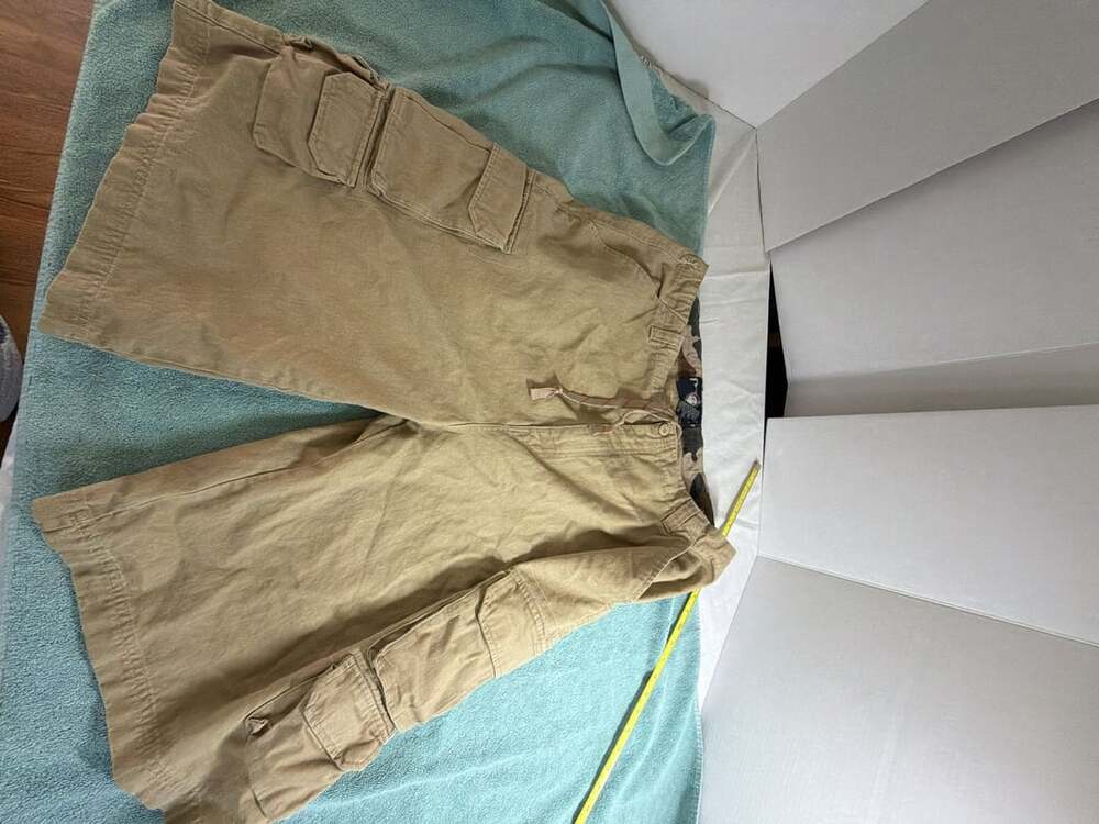 Direct Hit Vintage Men's Khaki Cargo Shorts, Size 40